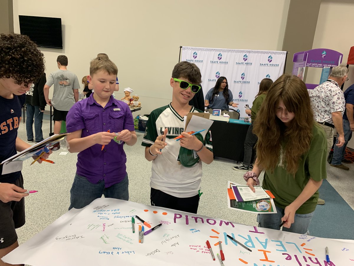 🚀 This week, we supported the Polk County Career Expo in Livingston, TX!

8th–10th graders explored hands-on activities &amp; live demos from high-demand industries—connecting students with careers and skills for the future.

#CareerExploration #FutureReady #RuralTalentPipeline #CEN