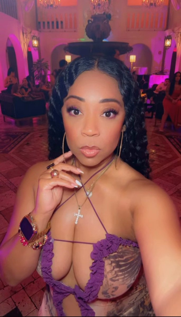 Thickahontas tweet media