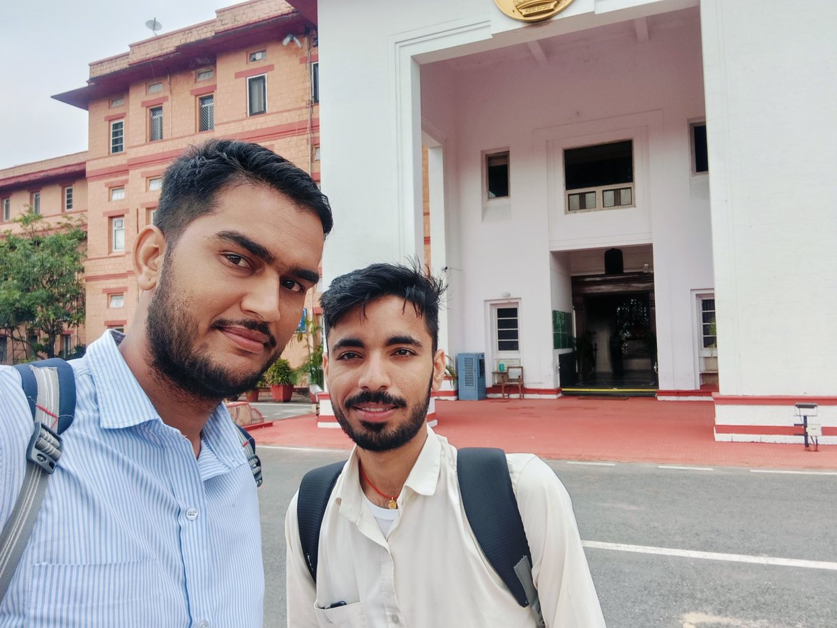 jsrtm's tweet image. शासन सचिवालय जयपुर, विधि विभाग( राजकीय वादकरण) के साथियों के साथ।