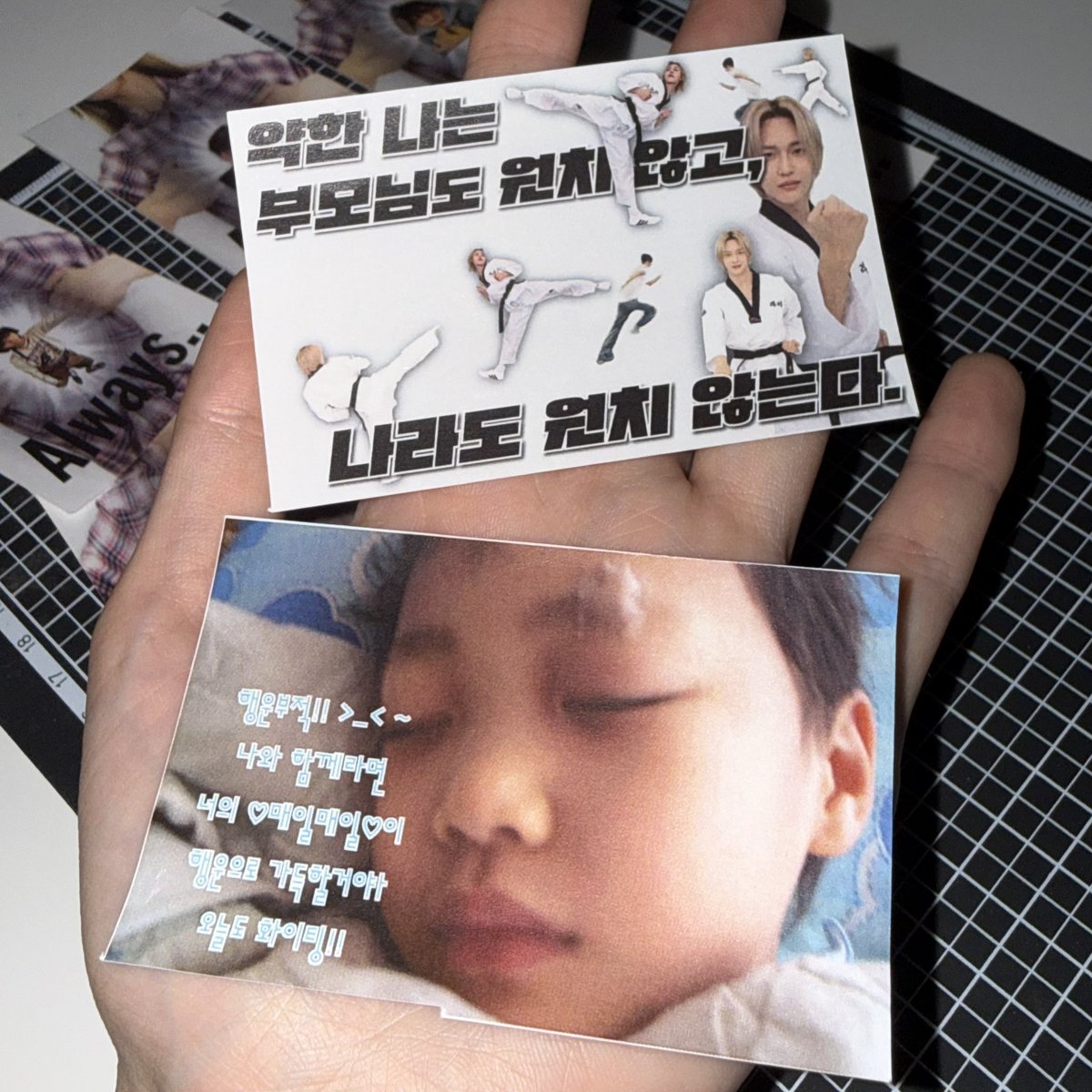 ulscat's tweet photo. #라이즈 #원빈 
#쇼타로 #은석 #성찬 #소희 #앤톤

원빈 카드 스티커 / 스티커
라이즈 카드 스티커 
2차 판매 선입금��

📆  10/4 00:00 ~ 10/12 23:59 

#rt  이벤트 한 분에게 
원하시는 카드 스티커 1장 + 스티커를 
보내드립니다. 😁

당발 10/13일! 
많은 참여 부탁드립니다😁 🧡🧡
👇🏼👇🏼

https://t.co/iftrxdyAL8