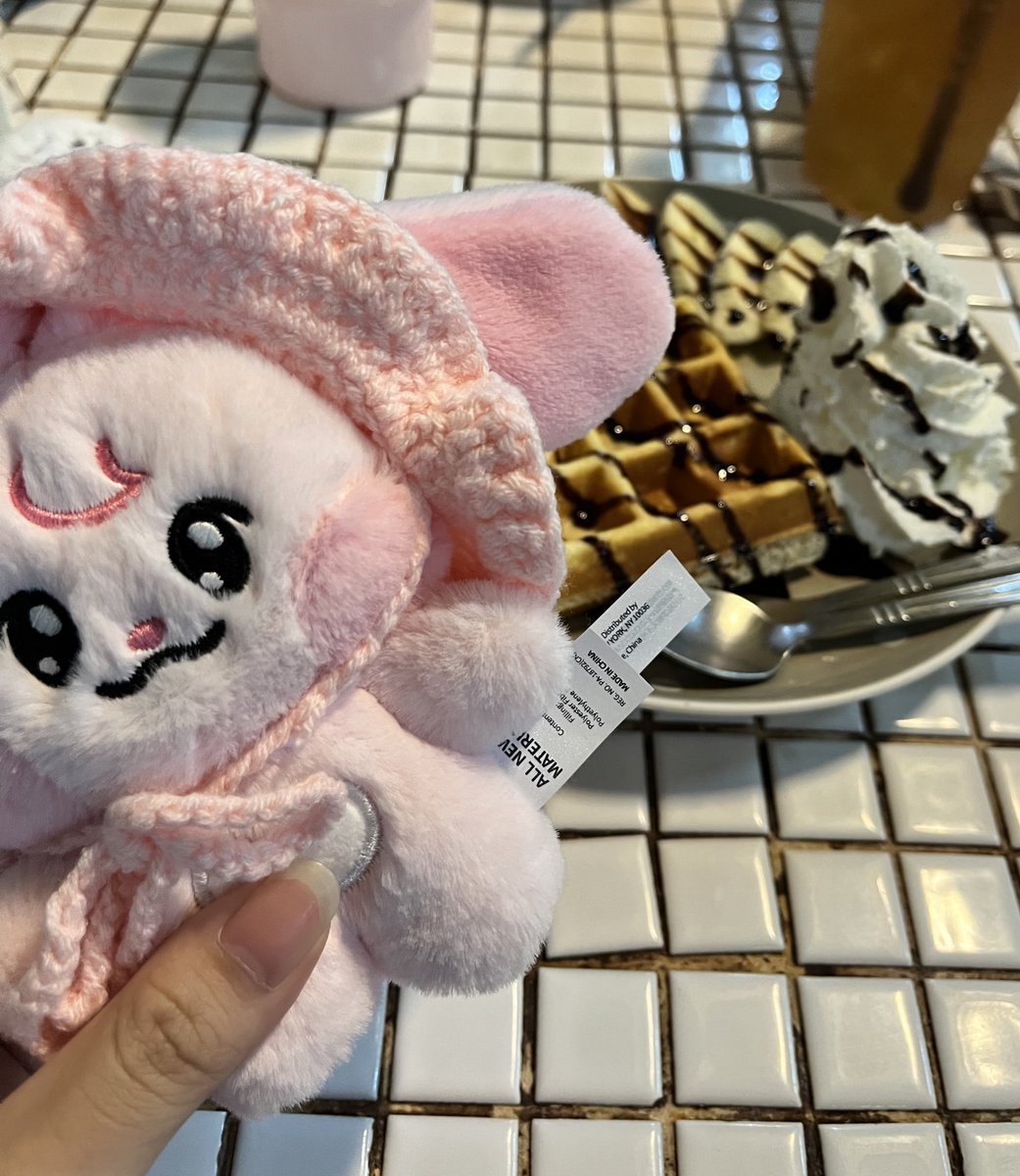 กินด้วยกันม้ายค่าบ
 ⌯⦁o⦁⌯  🍎⭐️
🩷 rak s o c o o l 🤲🏻 !