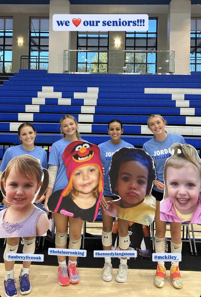AubreyLiveoak's tweet photo. Senior Night!! 
So grateful for everything this program has done for me !

@JORDANVBALL1 https://t.co/9hWrSETp63