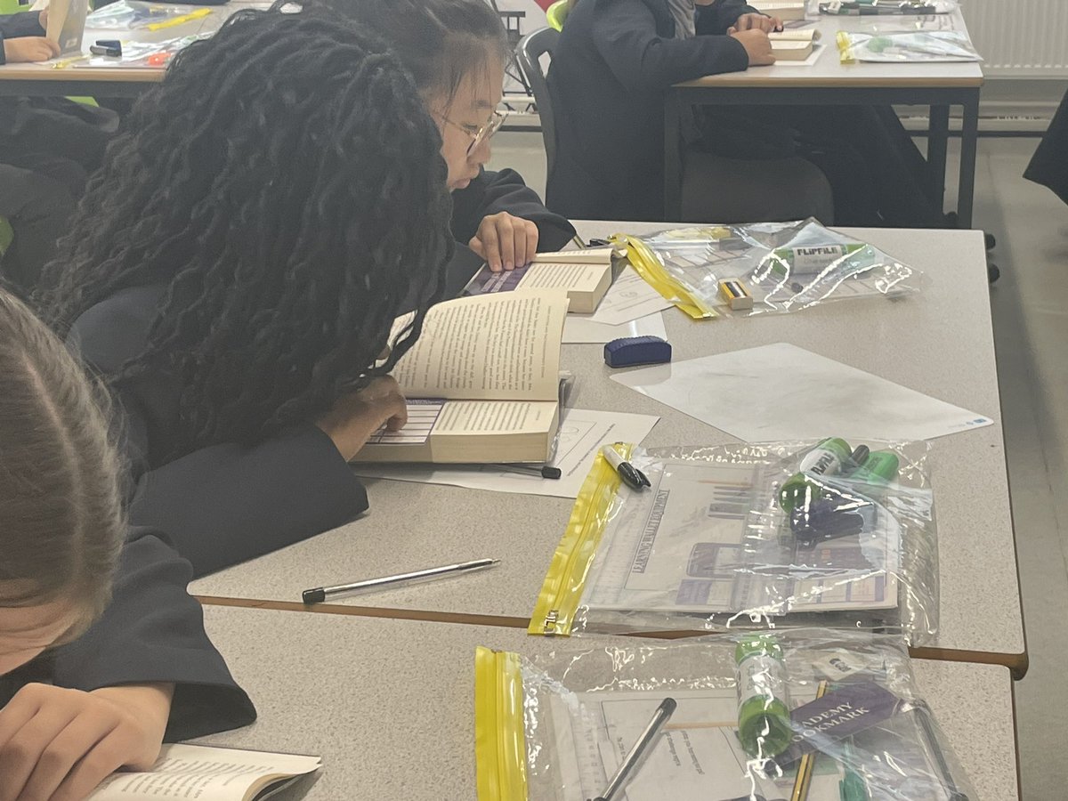 Carl Belle tweet media