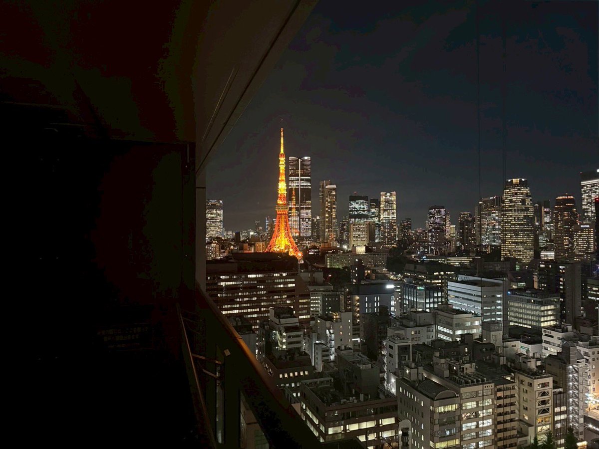 luvia_estate's tweet photo. ✨World Tower Residence|20階✨
東京タワービューの特等席、1LDK新規募集開始。
バルコニーからの夜景、充実の共用施設で叶えるラグジュアリーライフ。
新規募集開始
詳細はお問い合わせください。
#WorldTowerResidence #東京タワービュー #高級マンション #LUVIA #TokyoRealEstate https://t.co/RDvvJiIEfn