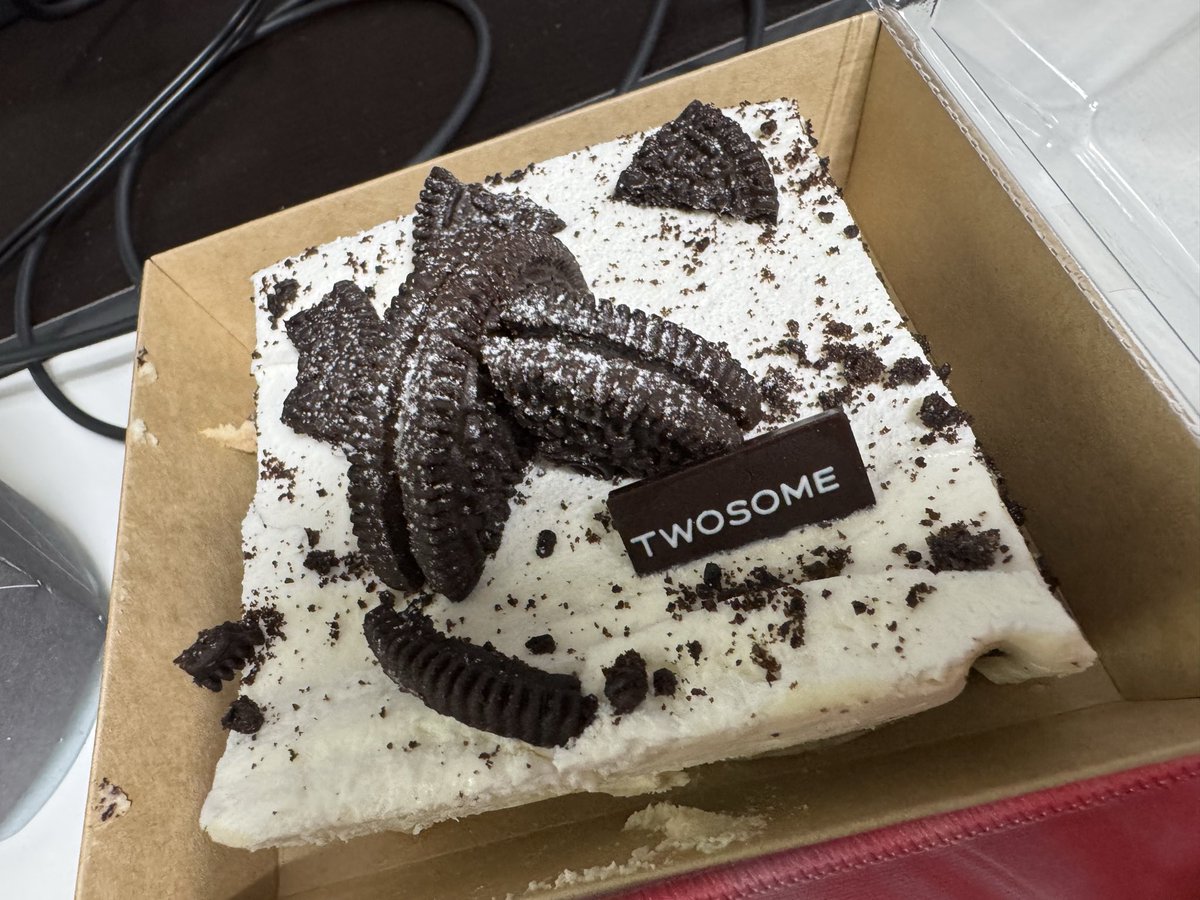 nadkisod's tweet image. 민트초코 좋아하세요?!

다들 즐거운 연휴되세요~~~!!

#투썸플레이스