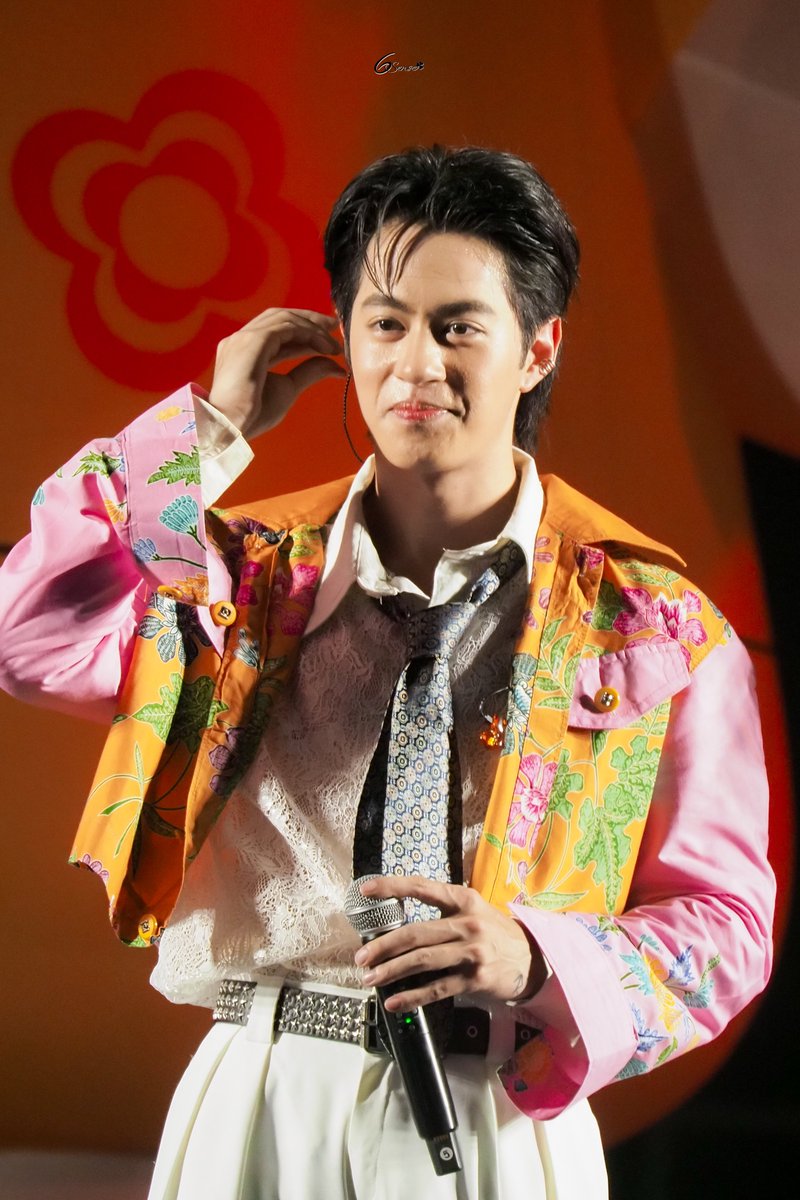 6sense_proxie's tweet photo. 251003📸☘️
💛🧡
#Thaiserve2025xPROXIE
#Thaiserve2025 #PROXIEth
#PROXIEGun #PROXIEKim
>>#VIsensepic https://t.co/rPucXtzM1T