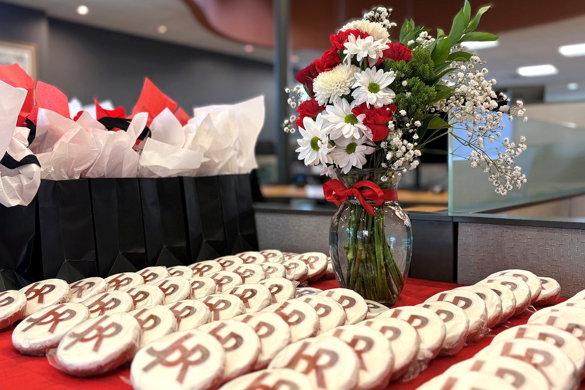 JPR1Source's tweet image. What a night! ✨ Thank you to everyone who joined us for our Open House yesterday as we celebrated our Fort Wayne office’s new home on W. Berry Street! Here’s to new spaces, fresh energy, and exciting things ahead!  #FortWayne #CommunityStrong #JPR
