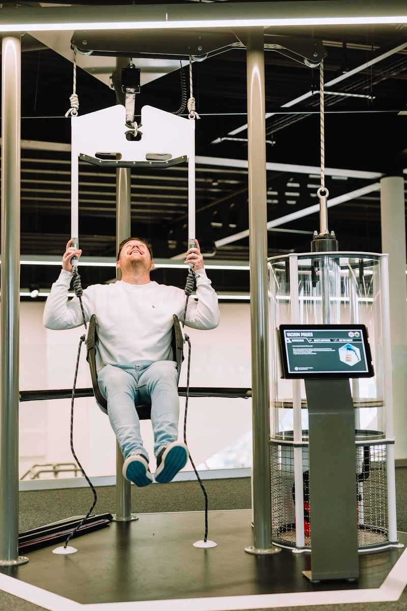 Techniquest's tweet photo. Relaxed session this Sunday? We’re here for it 😴

Oh ok not us, but you! You can enjoy all the fun of Techniquest, but at a slower pace, with less noise and lower lighting too.

Book the 10am or 11am session on Sun 5 Oct* https://t.co/GjRV3iogub https://t.co/0CZ7aeskjE