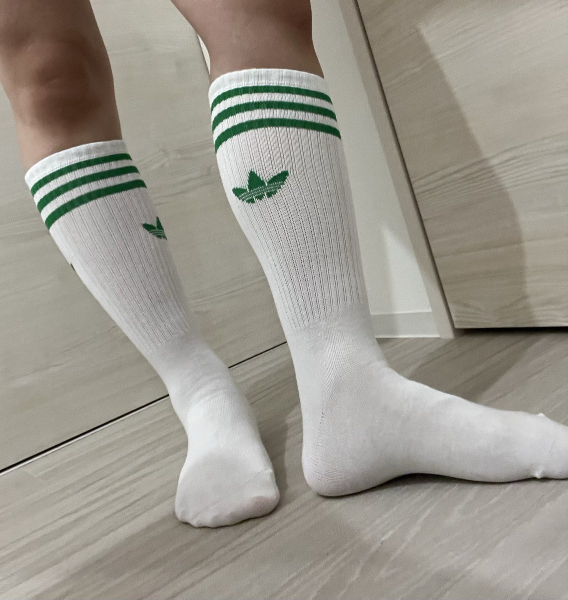 socks_oilm's tweet photo. adidasの靴下がかわいい https://t.co/UntkG0frzc