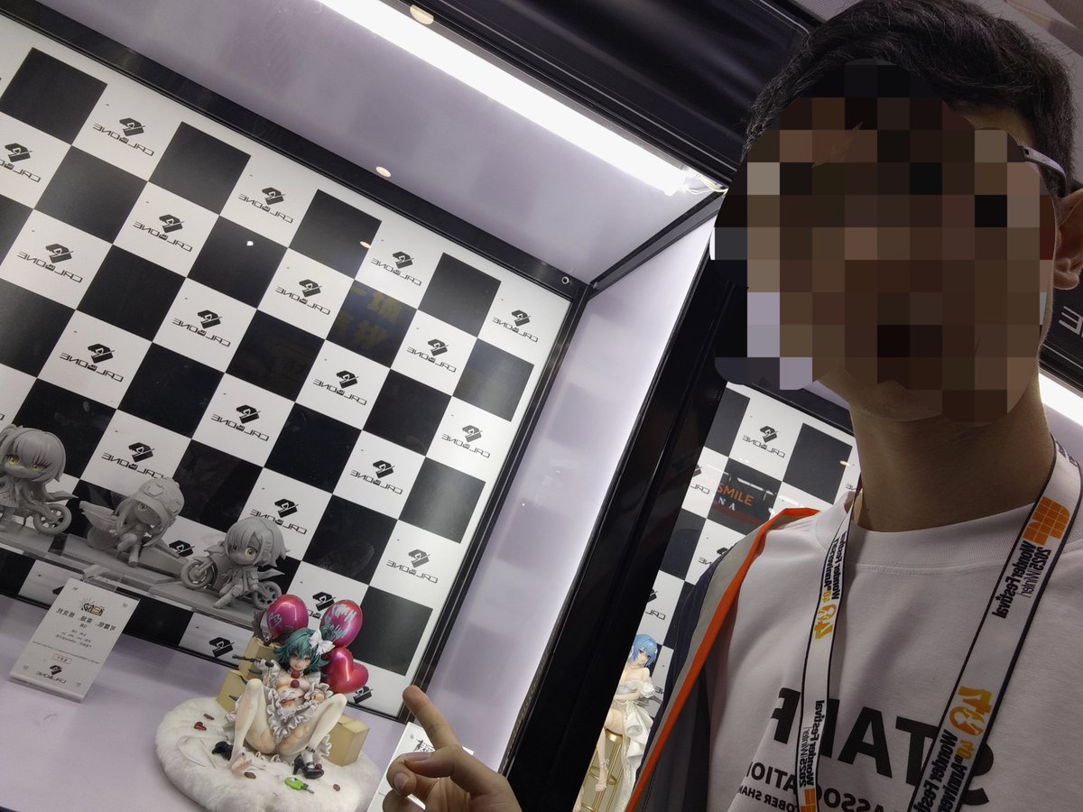 MGTVFA's tweet photo. wf上海结束啦！这一届是我展出色板最多的一届了，有六个，虽然有些都是几年前的作品了。见到了好多知名画师、知名up、coser和匠人，这一届无论是企业阵容还是人员阵容都比之前有趣太多了，最开心的一届，期待明年wf再会！
#WF2025上海 
#wf2025shanghai 
上海新国际 https://t.co/MjiNlsyGK8