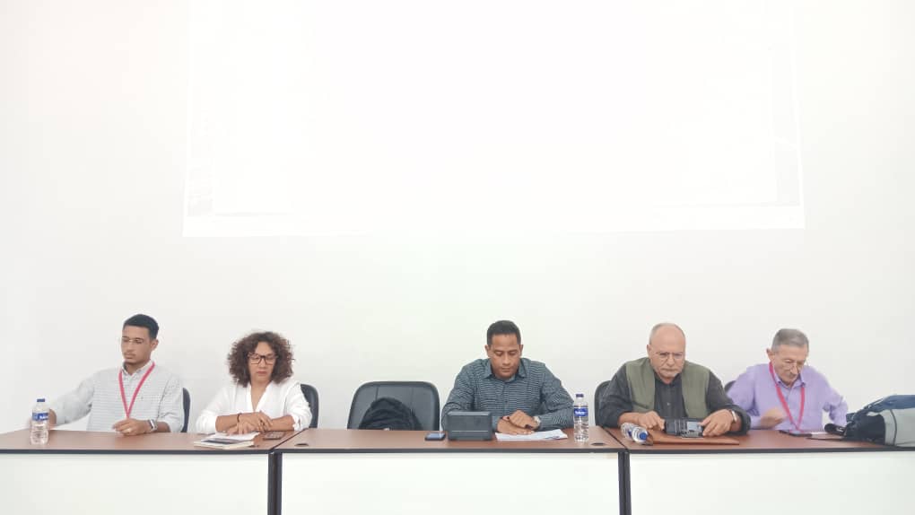 Se desarrolla panel Desafíos de la Transición del Orden Internacional en X CEE <a href="/CIPICuba/">CIPI</a>