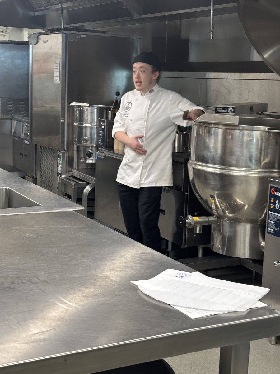 emkaufman's tweet photo. Great tour of JJC’s Culinary program by our own alum Ryan Radetski, RC. Such a great opportunity for students in our Region! https://t.co/HxXzbr7UTe