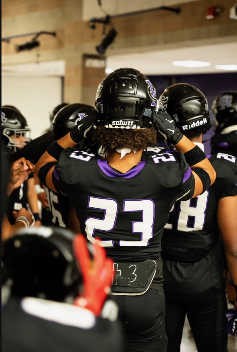 My senior season has been shut down due to CIF complications. Thank you to all my coaches and teammates who worked with me along the way! Just a bump in the road. I’ll be back, all God’s Plan! 💯