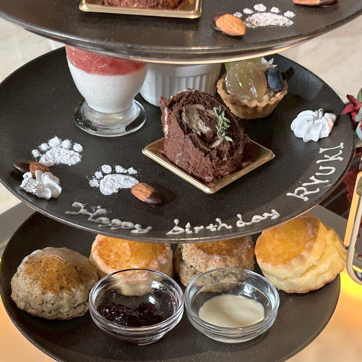 ななみ tweet media