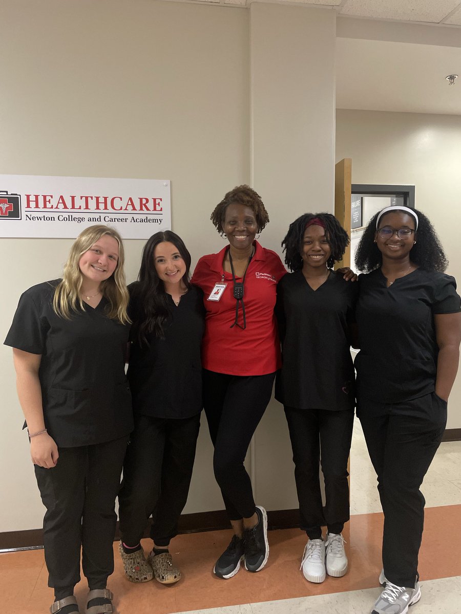 Roberta Axson tweet media