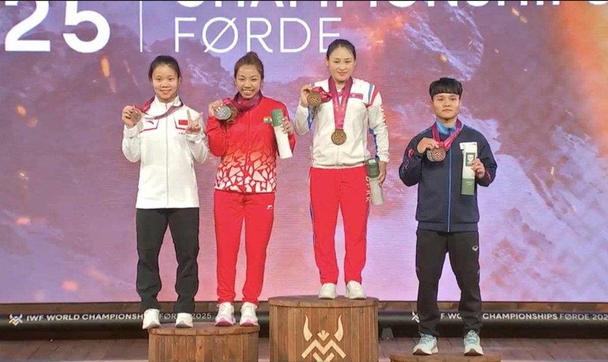 🌟 Pride of Manipur, Pride of India! 🌟
<a href="/mirabai_chanu/">Saikhom Mirabai Chanu</a> once again proves why she’s the queen of weightlifting! 🏋️✨

At the World Championship 2025, she bags a Silver Medal 🥈 in the 48kg category, with:
🔹 Snatch: 84kg 
🔹 Clean &amp; Jerk: 115kg 
🔹 Total: 199kg
