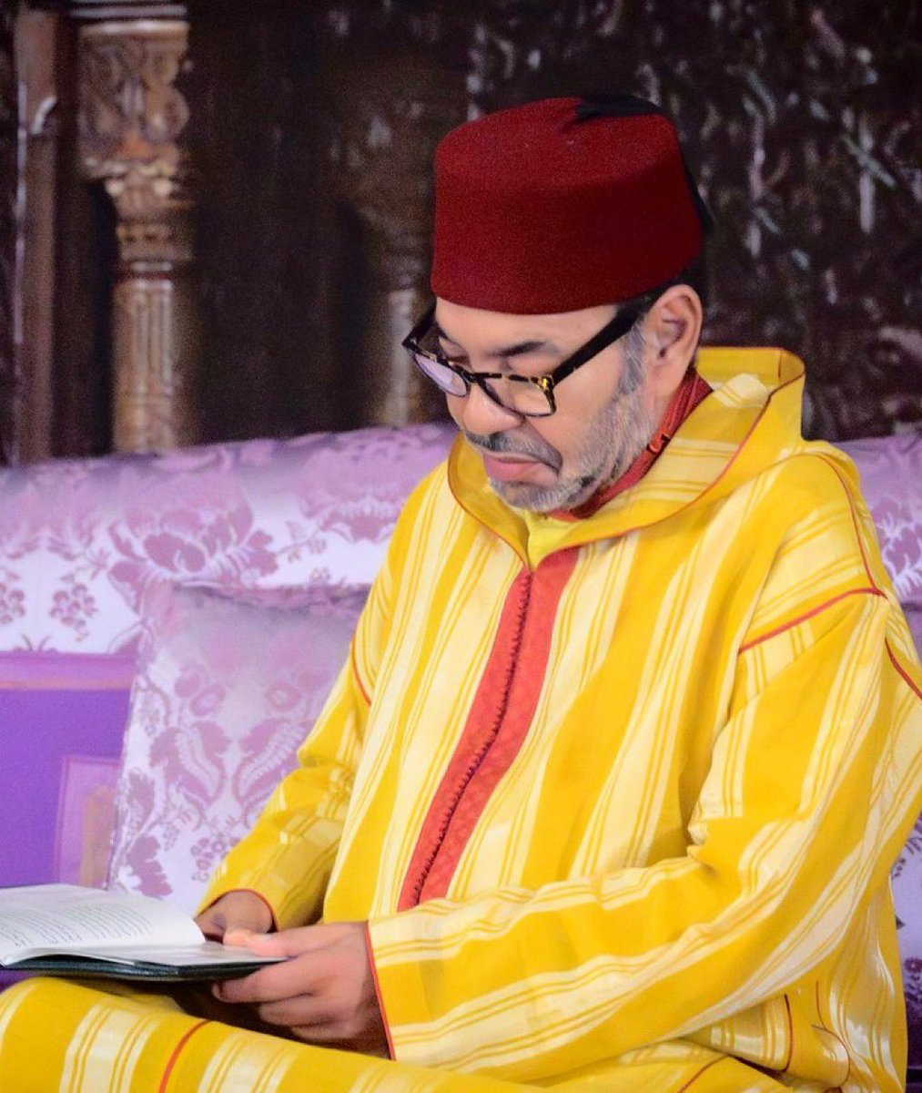 hashemal3mer's tweet photo. قد يعاني المغرب من مشكلات اقتصادية وقد تكون مطالب المتظاهرين محقة، لكن للأمانة هذا رجل يحب بلاده.

في 2011 جنّب بلاده حرائق "ربيع الجزيرة"
وأشرك الإخوان بالحكم وجعل الشعب يختبر فشلهم
وانتزع اعتراف العالم ب"مغربية" الصحراء وثبّت وحدة بلاده
ولم يتدخل يوما بشؤون غيره

يستحق الدعم. https://t.co/qGNAvM5oBp