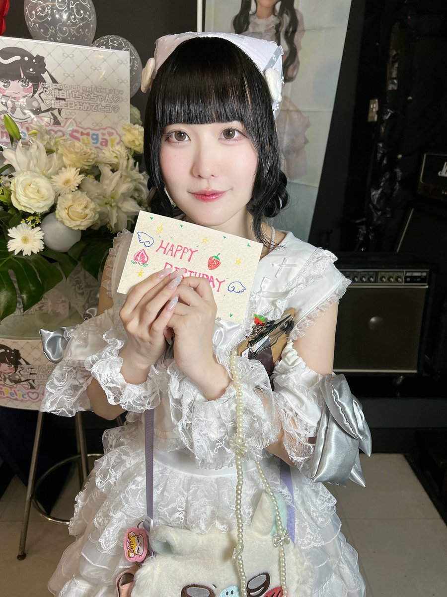 いちごちゃん生誕祭🍓🪽

1年あっという間だったけど、
またお祝いできて良かったよ

これからもよろしくね🤍

#桃白いちご生誕祭2025
#えんしゅが
#いちごちゃんお世話係
#桃白いちご