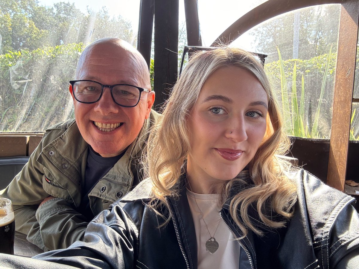 AndyFeldon's tweet image. My youngest daughter is just so beautiful and funny , and another season ticket holder #avfc