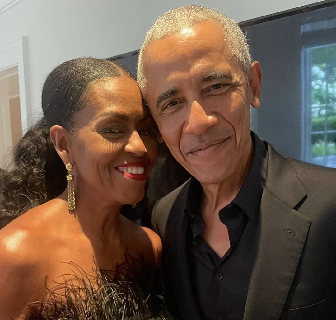ShadowofEzra's tweet image. Barack and Michelle Obama are celebrating 33 years of marriage together today.

Michelle Obama said she feels very fortunate to share her life with Barack.