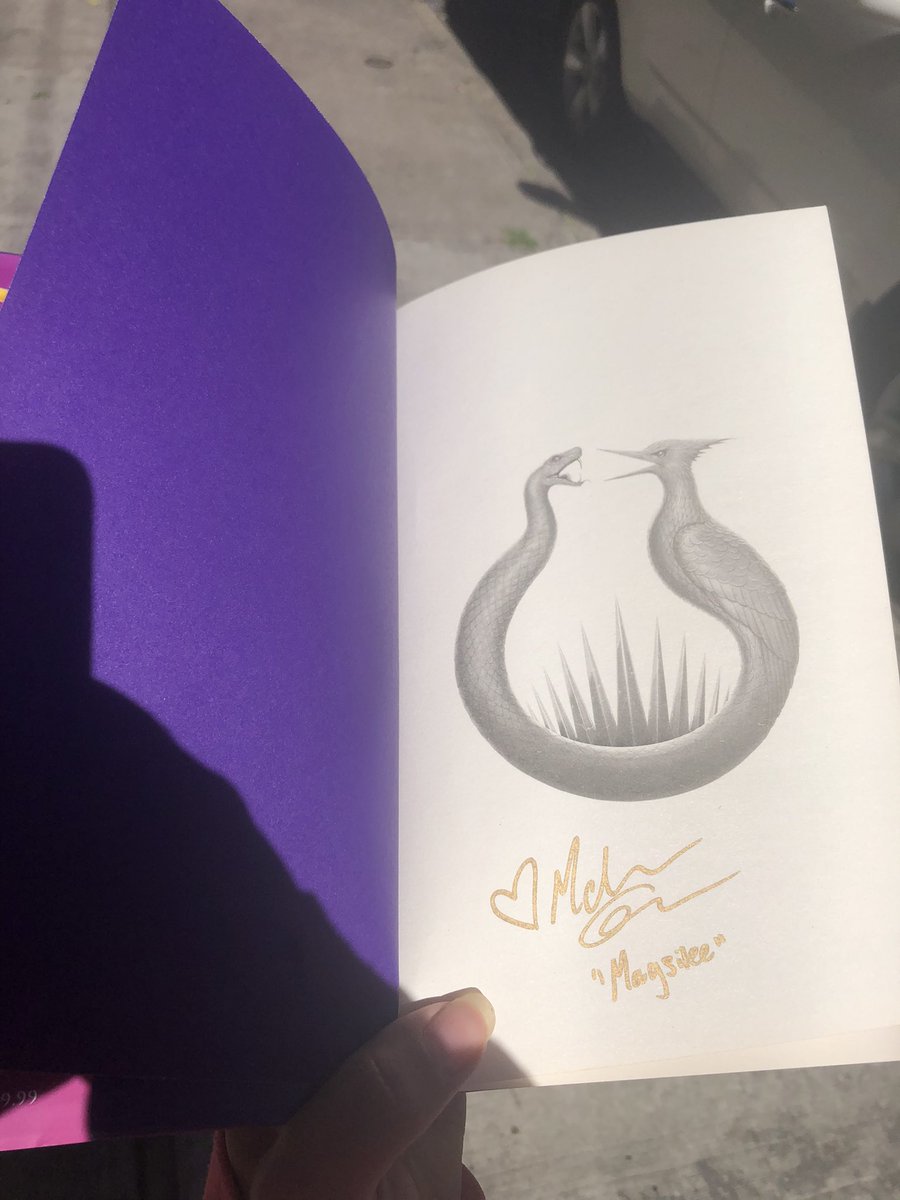 INTERNALLY SCREAMING I JUST MET MCKENNA GRACE 😭