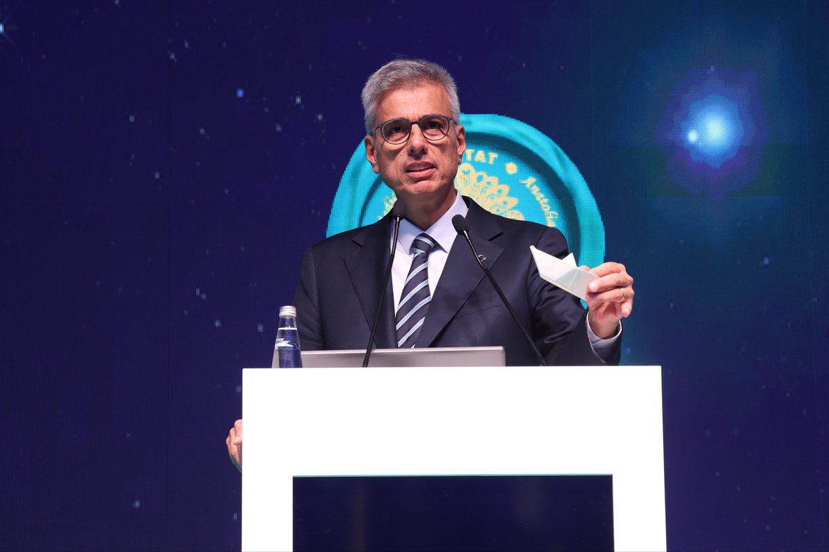 31 ülkeden katılımcılarla sağlığın nabzı “3. Geleneksel ve Tamamlayıcı Tıp Kongresi”nde atıyor!

#GETATKongresi