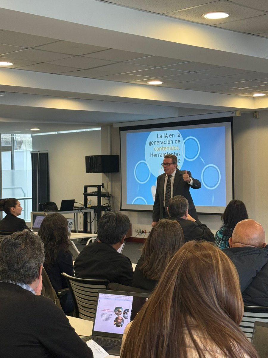 Laboratorio de Innovación e Investigación Docente tweet media