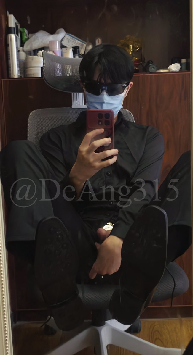 得昂s tweet media