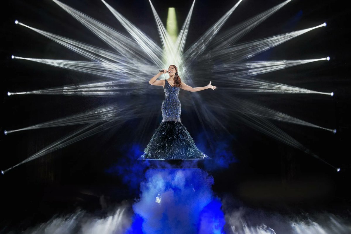 emmapeate's tweet photo. Check out my review of @TheBodyguardUK, on at @WGBpl until Saturday 4 October.  A fantastic show , go see it if you can! ⭐⭐⭐⭐

https://t.co/DEdT9j904R https://t.co/Y3NzCyFdce