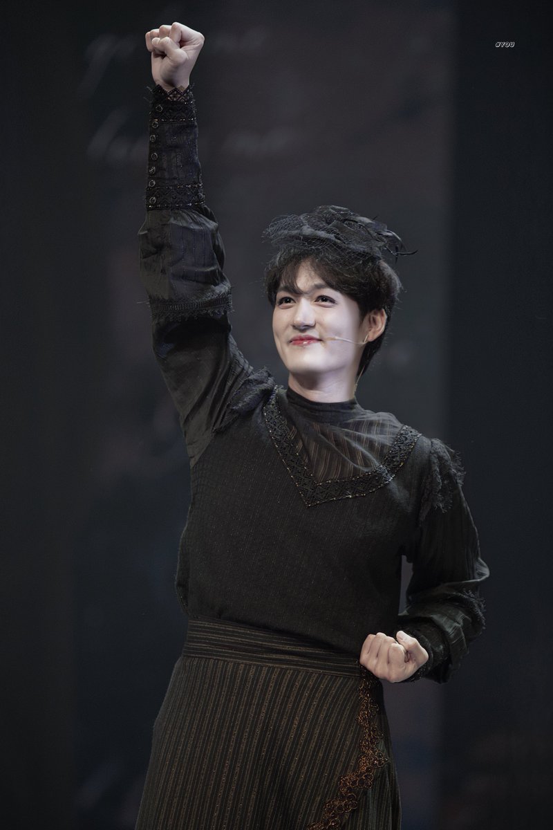 YOU_FFDF3E's tweet photo. 2501003 레드북
로렐라이 - #조풍래 배우님 https://t.co/8AB71L45Jh