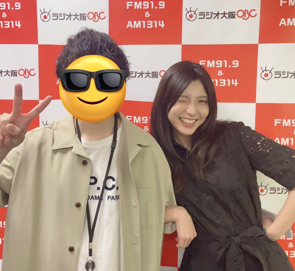 freshers_obc's tweet image. かぶりつき出演後の #植田真梨恵 さんと写真を撮ってもらったんですけど、ただのファンなのがバレバレでした