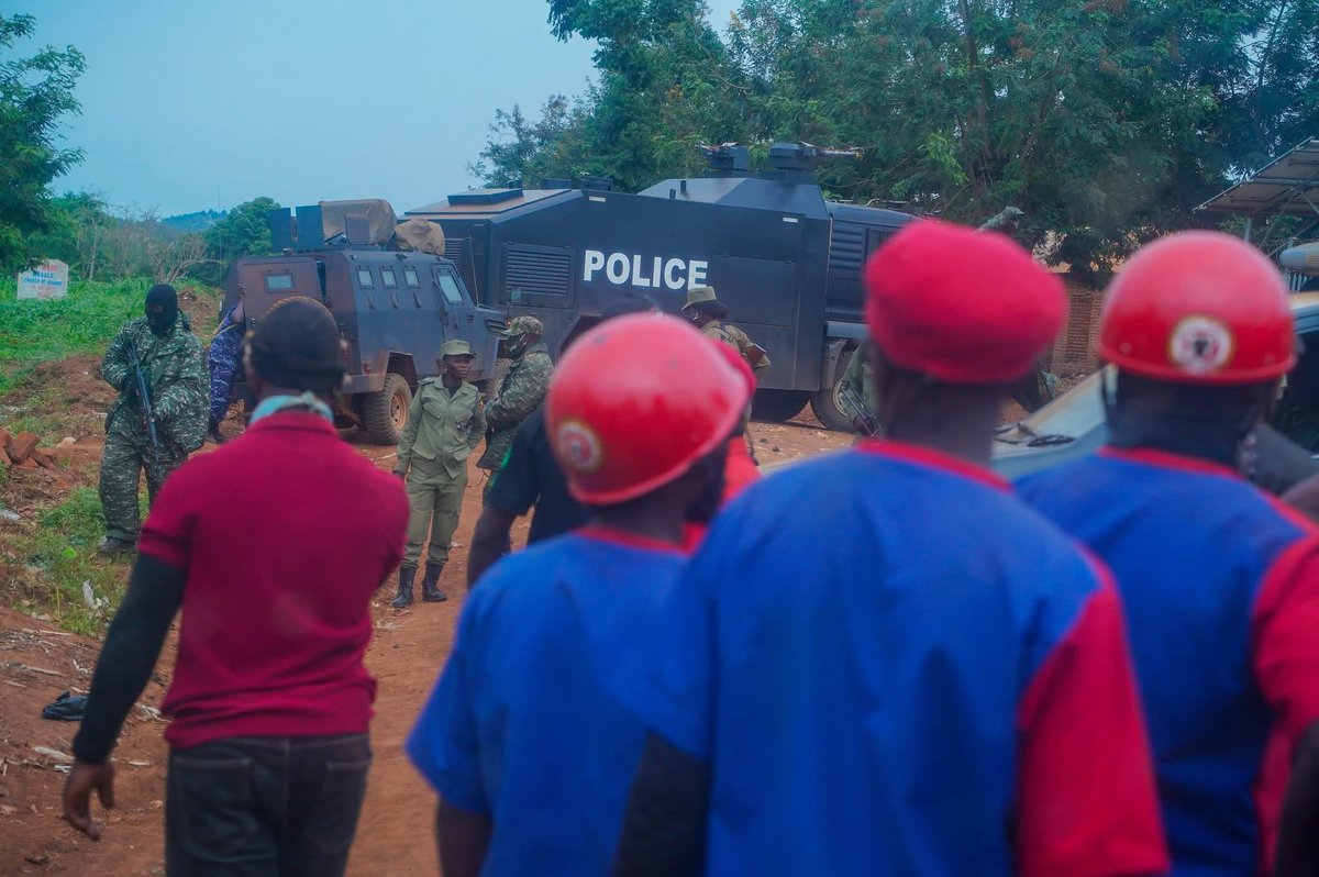 Uganda Police Force evuddeyo nesambajja ebyogerwa ekibiina kya National Unity Platform nti ebagaanye okugenda e Iganga okola kampeyini, Poliisi egamba nti bakozesezza ekkubo eddala eritaali mu Pulaani era Poliisi okubayimiriza ebadde ebasaba okukozesa eryo lyebakanyaako okukozesa