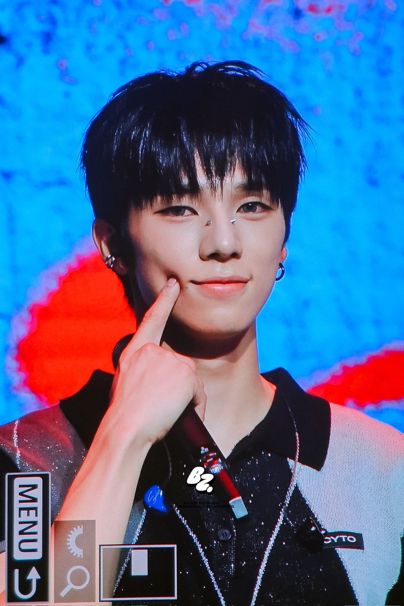 geonbbang2's tweet photo. 251003 Beat Breakers Club
흑발 좋음🥰
#소건 #SOGEON #ソゴン #NEXZ #넥스지 #ネクスジ https://t.co/A9fAAfNvZJ