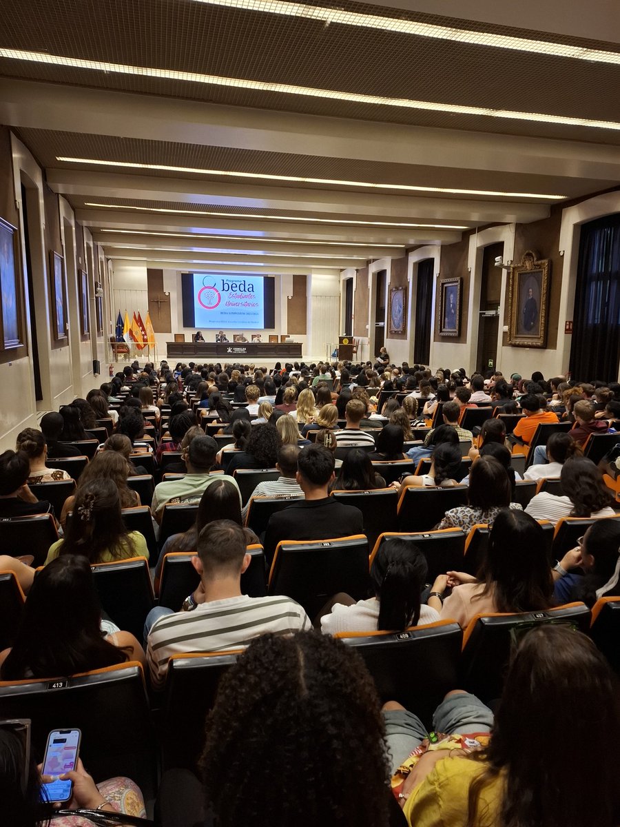 ComillasCHS's tweet image. Dolores Rodríguez Melchor, vicedecana de Ordenación Académica de @comillaschs en la apertura del #Symposium del Programa @BEDAspain con @emilio_daz y @AdolBEDA de @ecatolicmadrid #AuxiliaresDeConversación #Curso25_26