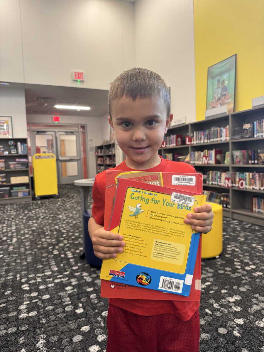 MohawkReads's tweet image. 🎃Fall Future Colt Storytime was a spooky good time! Love meeting my future Mohawk Readers! Thank you to @melliegold for bringing the music and @richardsonlibrary for the fun Stem/Fine Motor Stations! #librariesinrisd #risddreambig #mohawkreads
