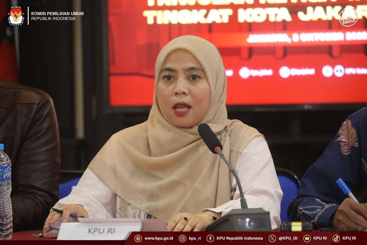 KPU_ID's tweet photo. #TemanPemilih, dinamika kependudukan yang tinggi di kota besar seperti Jakarta menimbulkan tantangan tersendiri bagi KPU dalam menyajikan data pemilih berkelanjutan yang mutakhir. Untuk itu, diperlukan sinergi kuat dengan berbagai pemangku kepentingan guna -- https://t.co/qft6gSfgqY