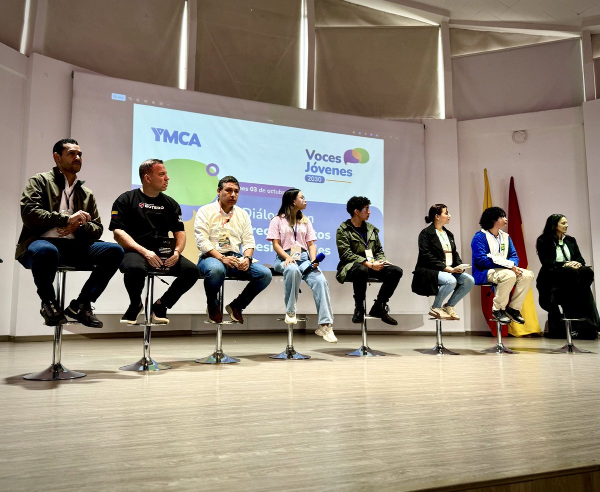 En Bogotá, presentes en el Diálogo con Precandidatos Presidenciales Voces Jóvenes 2023, organizado por la <a href="/Ymca_Colombia/">YMCA Colombia</a>. 🇨🇴 La juventud tiene la palabra.