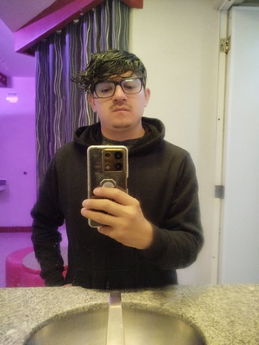 YaNoSoyJoven16's tweet image. Buenos días muchachos @ruleiro y @eltalcha que tengan ustedes y todos los convoyentes un exelente fin de semana, yo ando bien crudo y así tengo que ir a trabajar.

😅😅😅

#PoderosoIncómodo