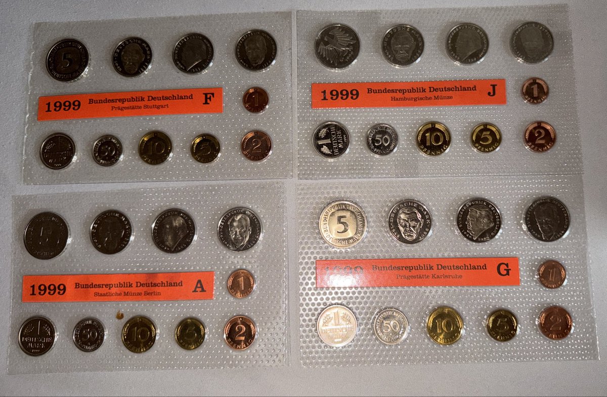 Nik21BTC's tweet photo. #Verkauf #DeutscheMark
Ich überlege 5x auf dem Bild 4 aber sind 5)Deutsche Mark Original Münzen zu verkaufen gegen Sats!
Was bietet ihr? https://t.co/XYdgTlXLU1
