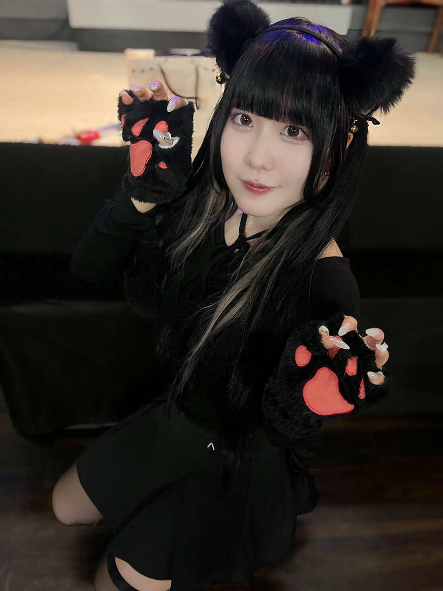 ꒰ঌえんしゅが定期公演໒꒱
『天使たちの平日』
桃白いちごプロデュース公演

黒猫🐈‍⬛かわいかった〜！
(*-ω-)ヾ(･ω･*)ﾅﾃﾞﾅﾃﾞ

#えんしゅが
#いちごちゃんお世話係
#桃白いちご