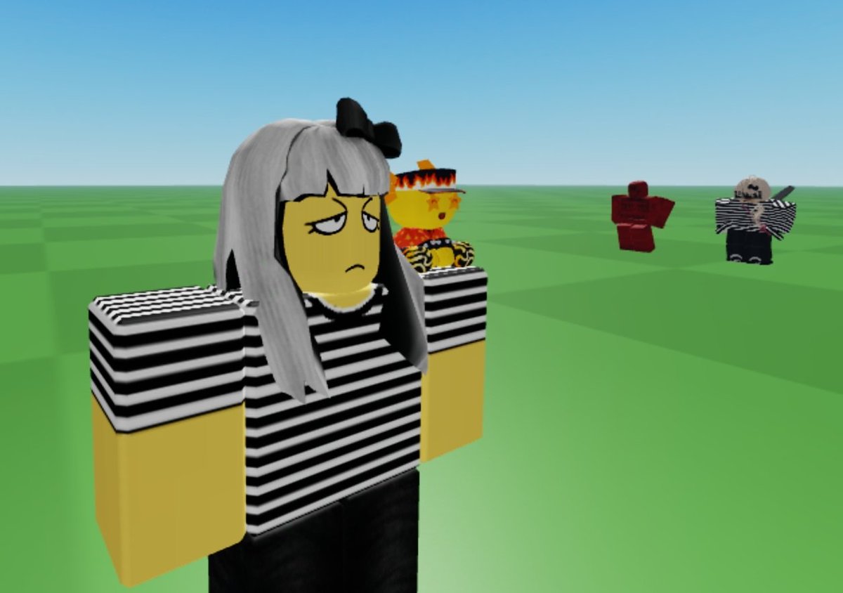 bee22551093's tweet image. Mia:
Who's is that.. 
#workatapizzaplace #Forsaken #MiaBuilder #C00lkidd #Elliot