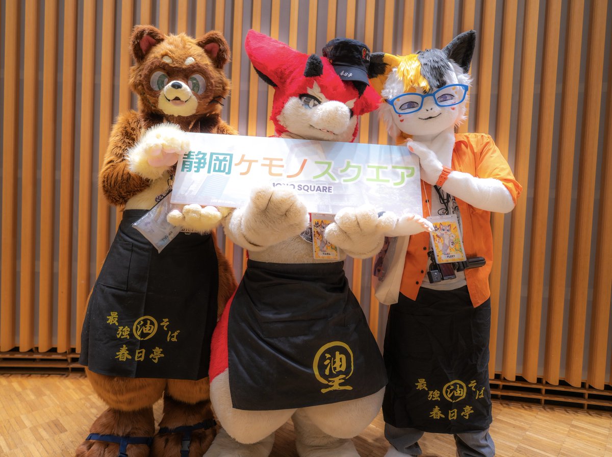 ghg80's tweet photo. フリントのお迎えから5年、おかげさまで一つの節目を迎えることができました！
こうして見てみると、この1年間も色んなところに遊びに行きましたね…！
これからもふりりは何処かにのそのそと遊びに行くと思うので、是非遊んであげてくださいね⁽´ᵕ`⁾🍁🌋✨ https://t.co/NyXZBCIvEi