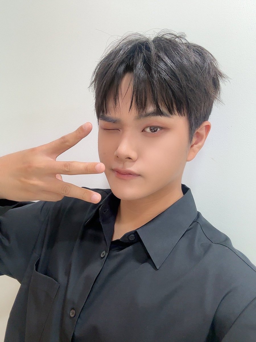 [JAHAN👑]

사랑한당😉

#TheKingDom #더킹덤 #TKD 
#JAHAN #자한