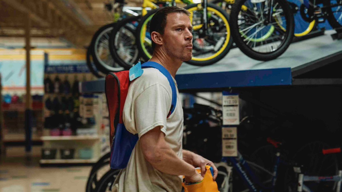 Win passes to an advance screening of <a href="/ParamountCanada/">Paramount Canada</a>'s #Roofman! For full details and how to enter, click here: bit.ly/4nzx94n