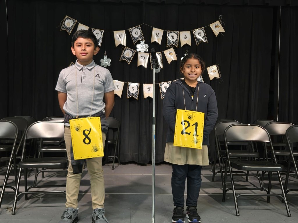 LES_Spring's tweet image. 🏆🎉 Congrats to our Link Elementary Spanish Spelling Bee winners!
Champion: Byron Trejo 🐝
Runner-Up: Genesis Romero 🥈

👏 Thanks to ALL students who participated—you made us proud! 💙💛

#LinkElementary #SpanishSpellingBee #ProudMoment