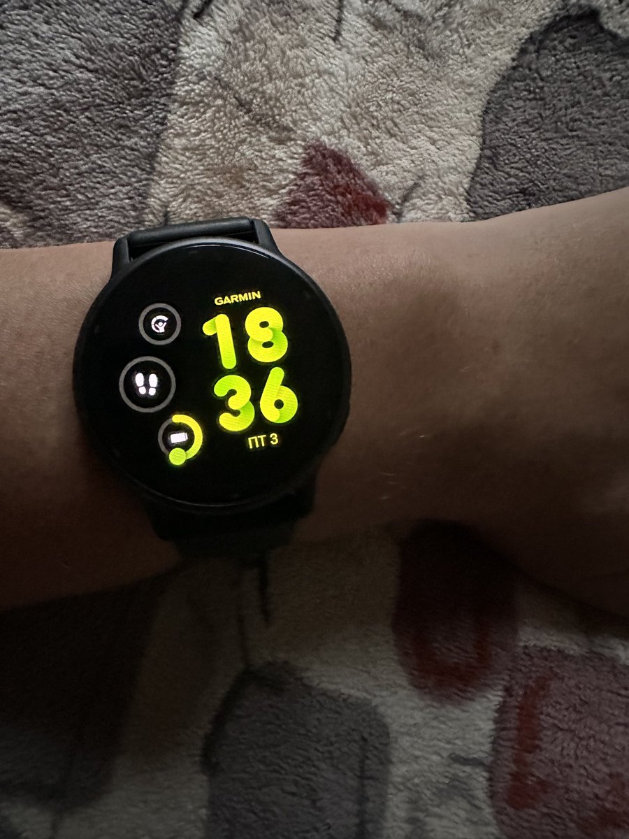 А это мне за то, что я хорошо занимаюсь