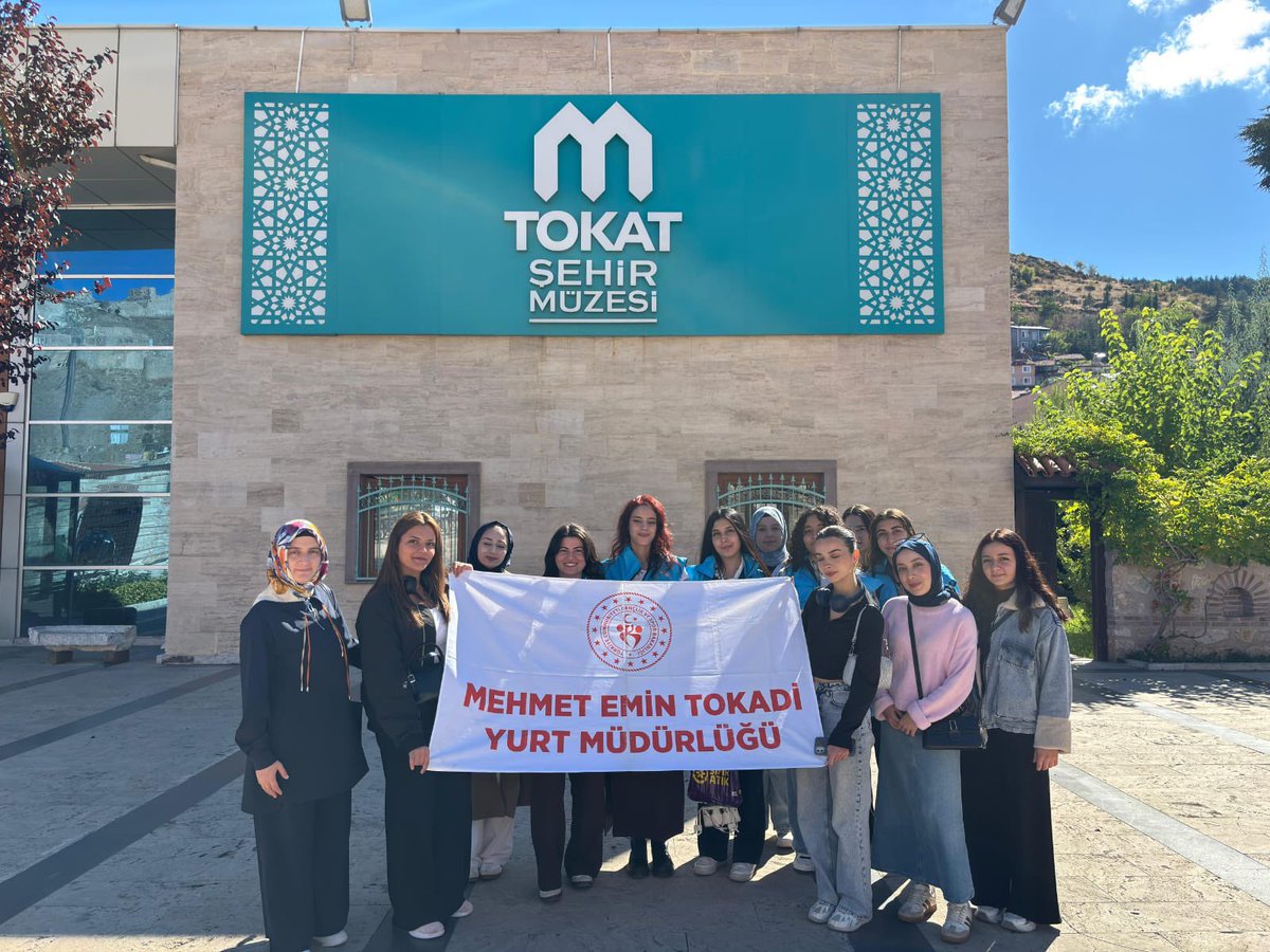 🎉 Mehmet Emin Tokadi Yurdumuza yeni kayıt yaptıran  arkadaşlarımızla “Gelin Tanış Olalım” uyum programı kapsamında Tokat’ı gezdik.
Şehrimizi tanırken hem eğlendik hem de birbirimizi daha yakından tanıma fırsatı bulduk. 🤝✨