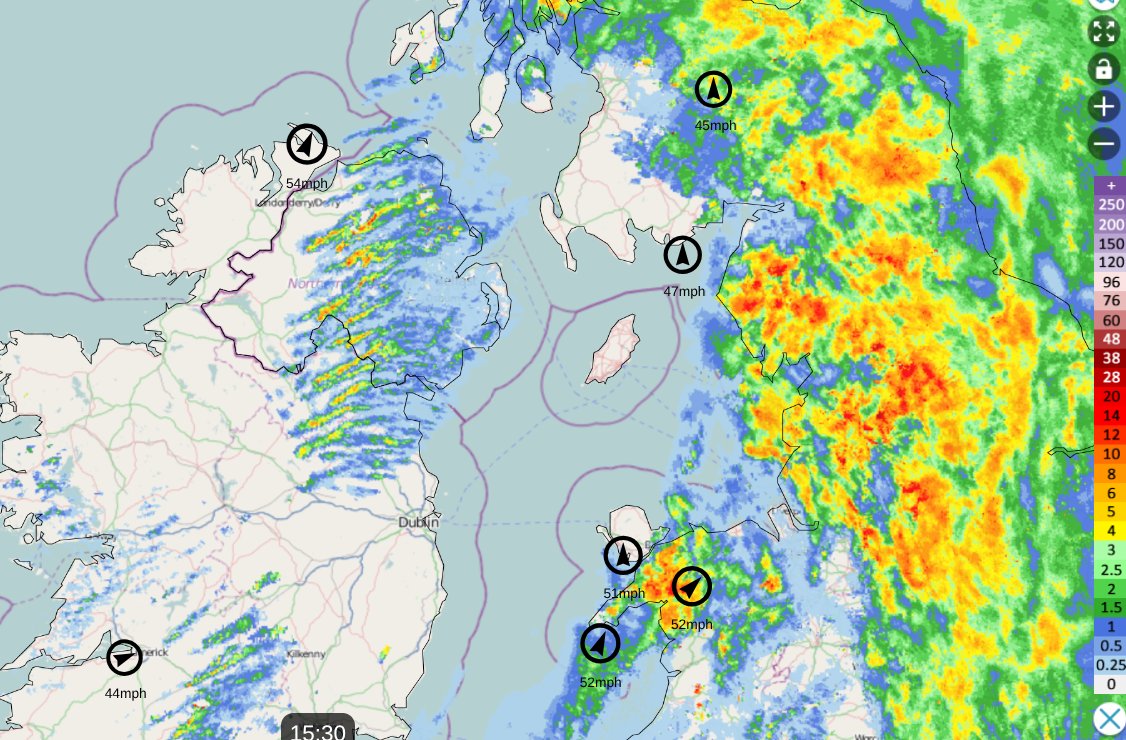 JoFarrowWx tweet media
