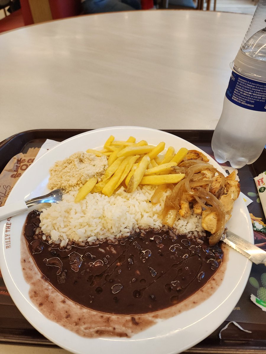 mifaaf's tweet image. #almocotwt ALMOÇO PADRAO FIFA

ADEUS MCDONALDS EU TE SUPEREI