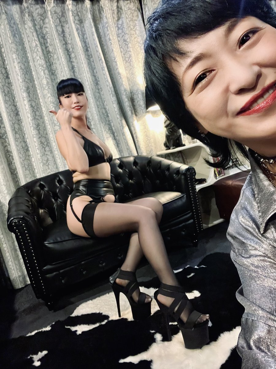 本日も #スナックゆみこ ありがとうございました！
さくら、元気になってよかった(^^)

ゆ、次回は来週 10/10(金)、京都バルバラの亜きらさんと薫さんと待ってます★